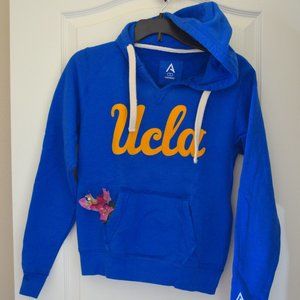 UCLA Hoodie, women's - Alta Gracia